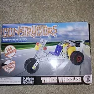 Constructors motorised three wheeler